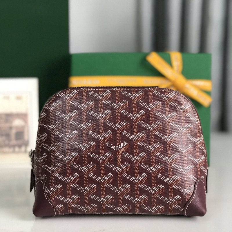 Go*ard clutch bags